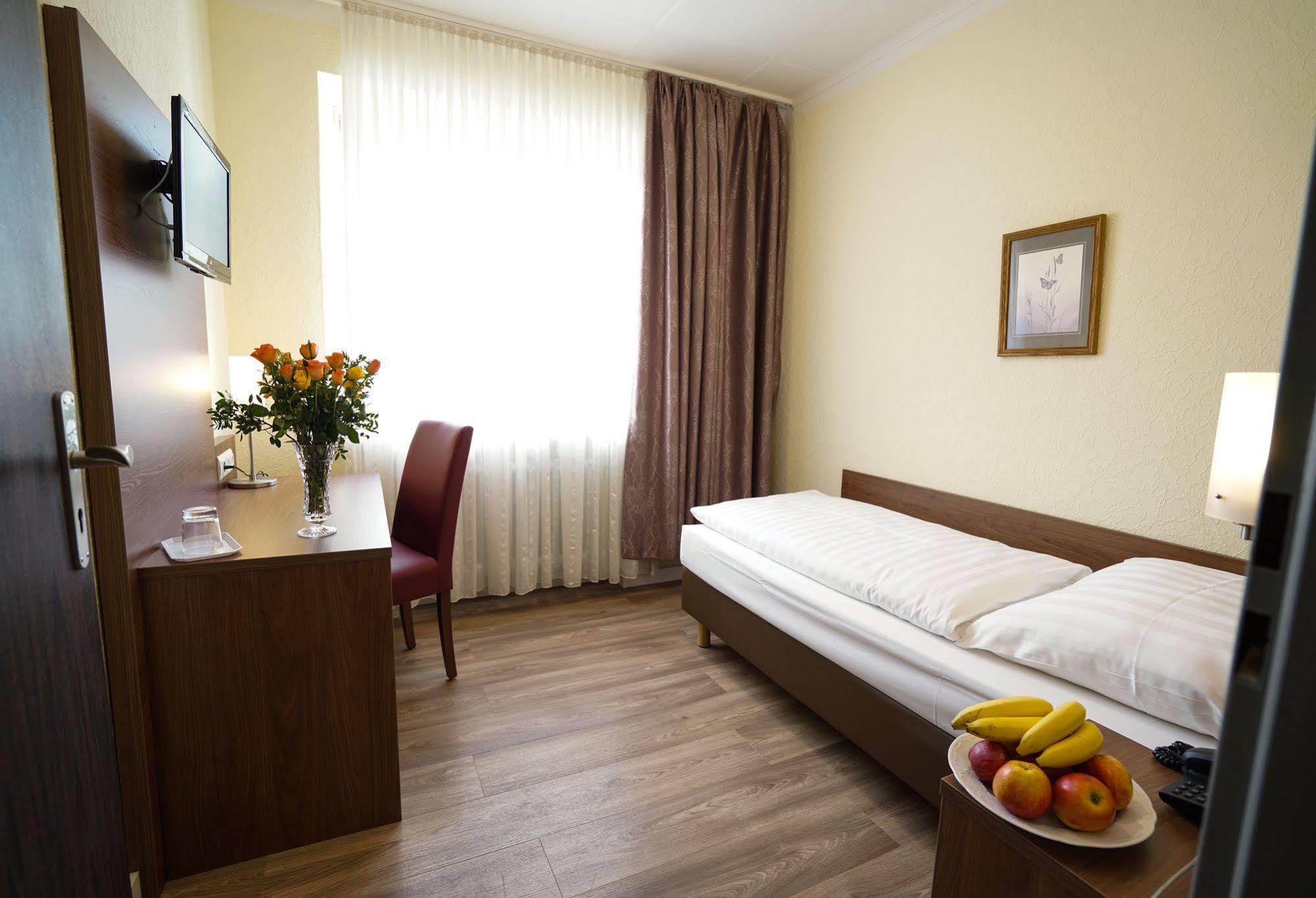 Hotel Schumacher Duesseldorf Luaran gambar